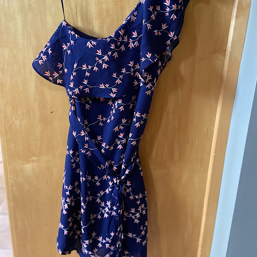 One shoulder mini  dress navy background with pink floral size XS